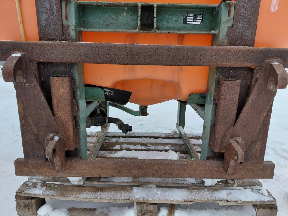 Eho lisäsäiliö 800L / Euro-kiinnikeellä