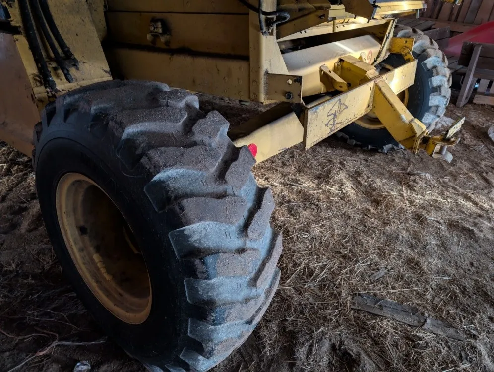 New Holland TX32 leikkuupuimuri / Myydään asiakkaan lukuun