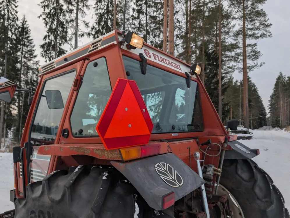 Fiat 100-90 Fiatagri traktori - takaveto / Juuri kattavasti huollettu - Katso video!