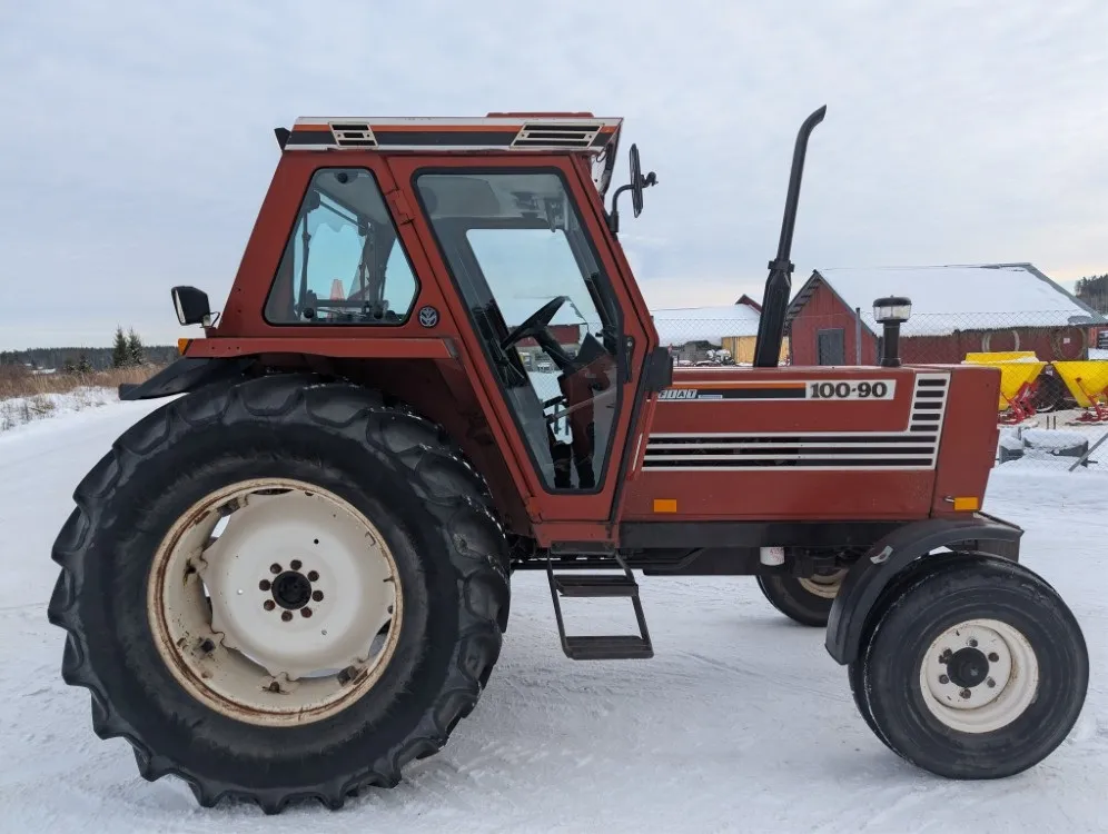 Fiat 100-90 Fiatagri traktori - takaveto / Juuri kattavasti huollettu - Katso video!