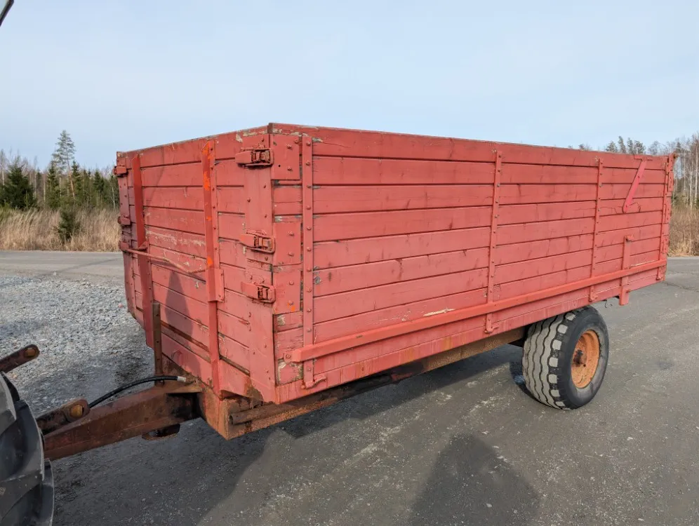 Kipa 1-akselinen kippikärry / peltipohja, alvillinen - Katso video!