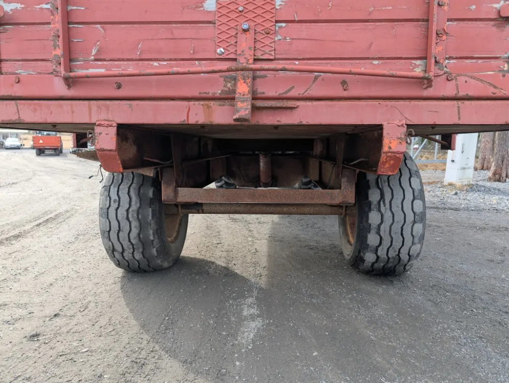 Kipa 1-akselinen kippikärry / peltipohja, alvillinen - Katso video!