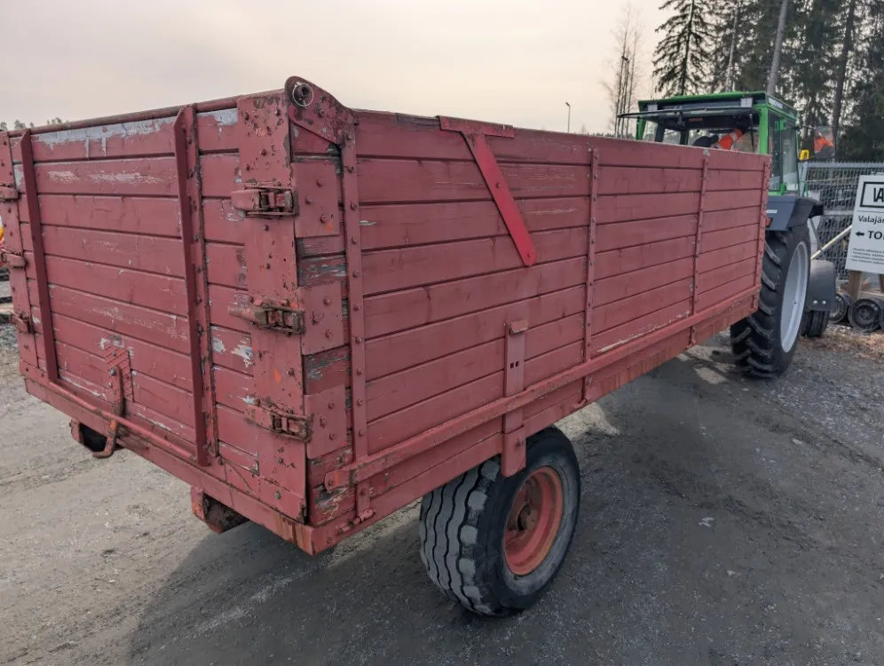 Kipa 1-akselinen kippikärry / peltipohja, alvillinen - Katso video!