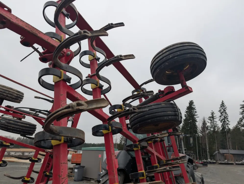 Väderstad NZE MK2 700cm äes / Hydraulinen etulata - jälkihara - VIDEO