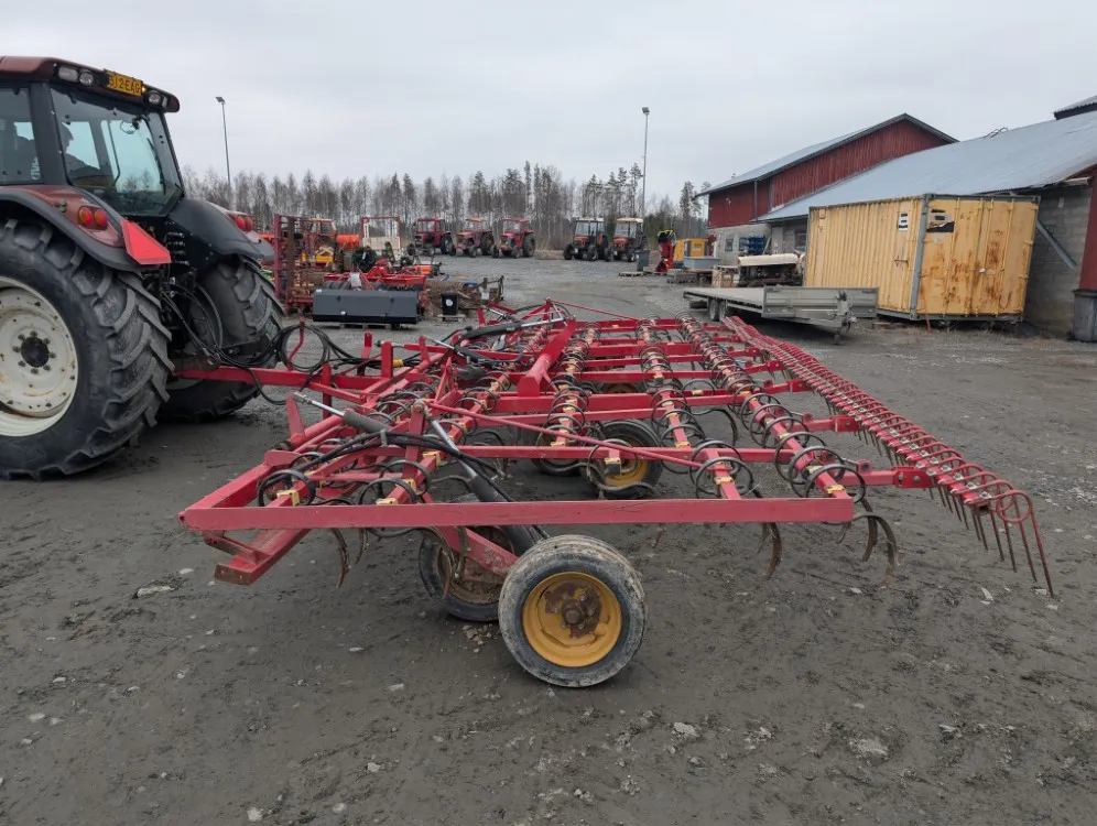 Väderstad NZE MK2 700cm äes / Hydraulinen etulata - jälkihara - VIDEO