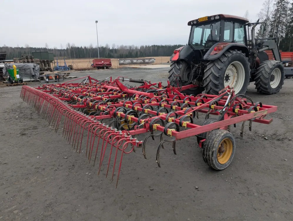 Väderstad NZE MK2 700cm äes / Hydraulinen etulata - jälkihara - VIDEO