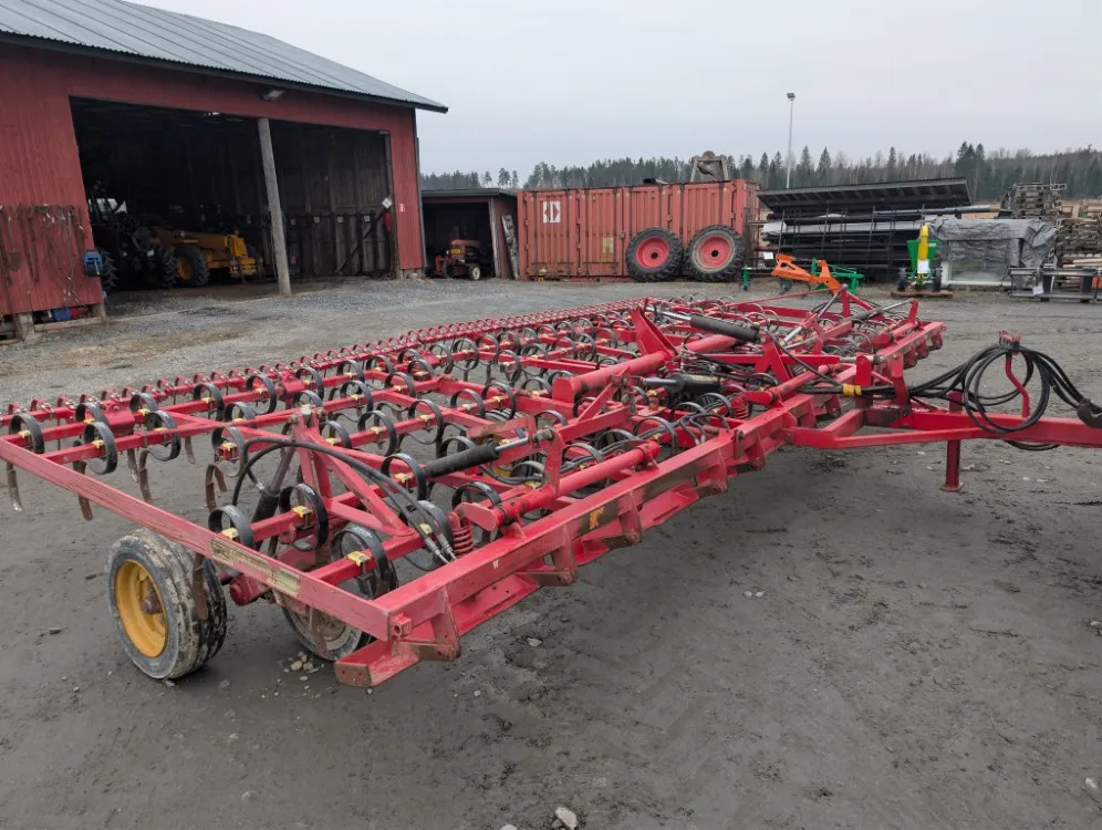 Väderstad NZE MK2 700cm äes / Hydraulinen etulata - jälkihara - VIDEO