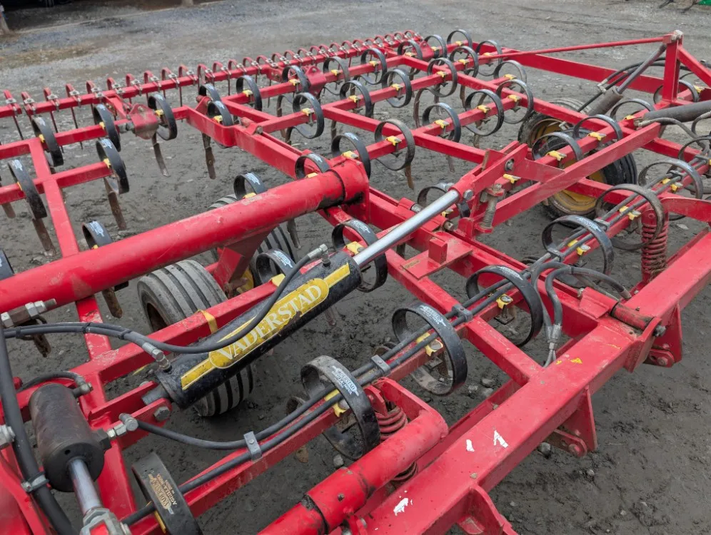 Väderstad NZE MK2 700cm äes / Hydraulinen etulata - jälkihara - VIDEO