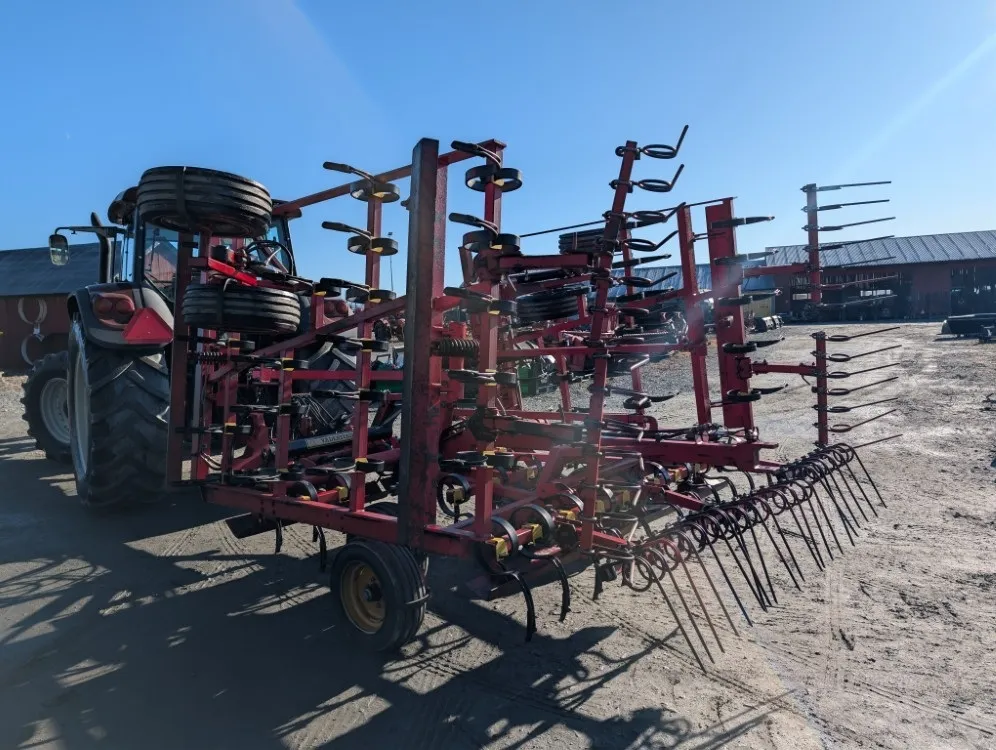 Väderstad NZ 580cm äes / Hydraulinen etulata - jälkihara - VIDEO