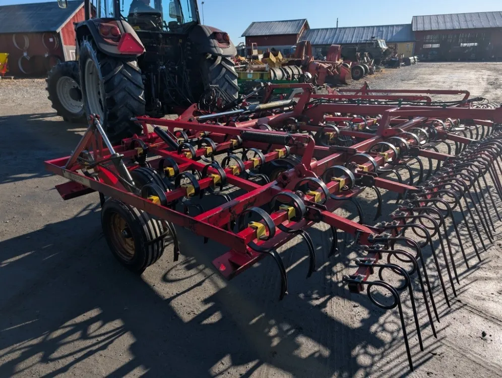 Väderstad NZ 580cm äes / Hydraulinen etulata - jälkihara - VIDEO