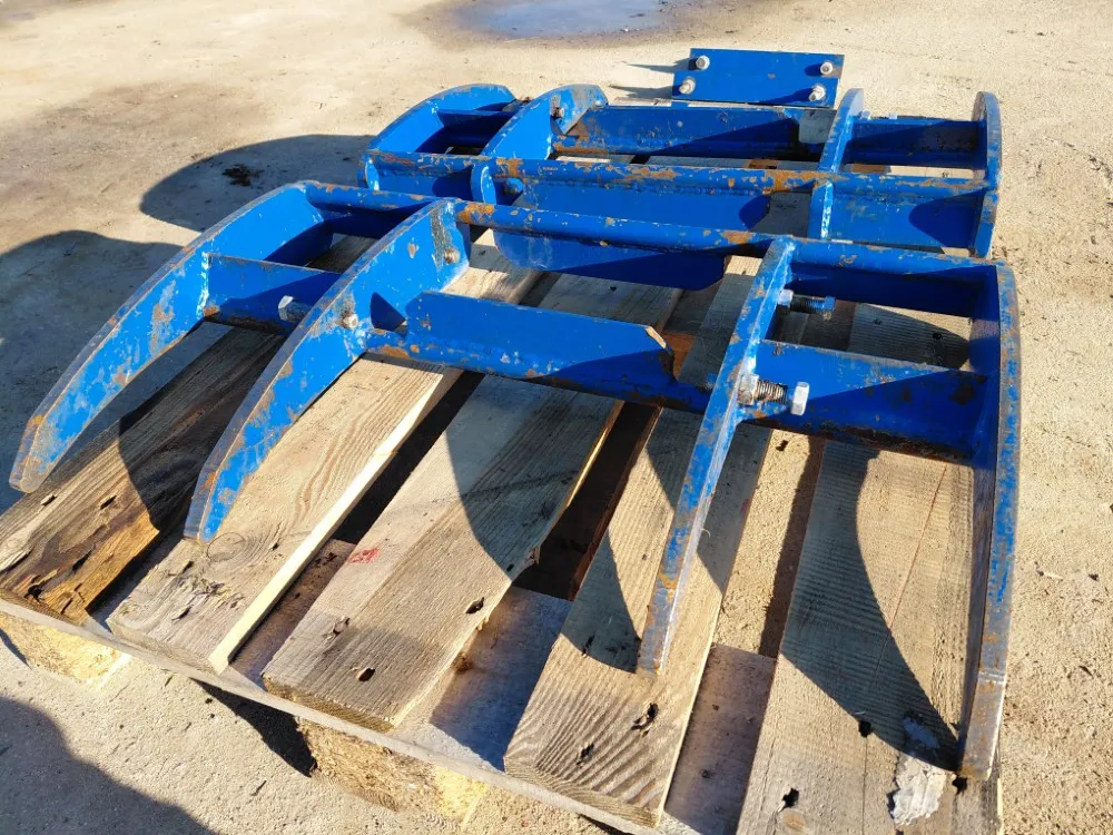 Klapileuat / Loglift 51 kuormaajassa olleet