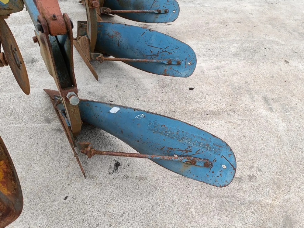 Överum CT487 4-siipinen sarka-aura / Täysautomaatti aura tukipyörällä