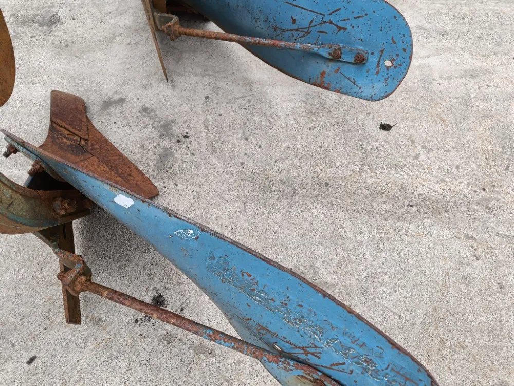 Överum CT487 4-siipinen sarka-aura / Täysautomaatti aura tukipyörällä