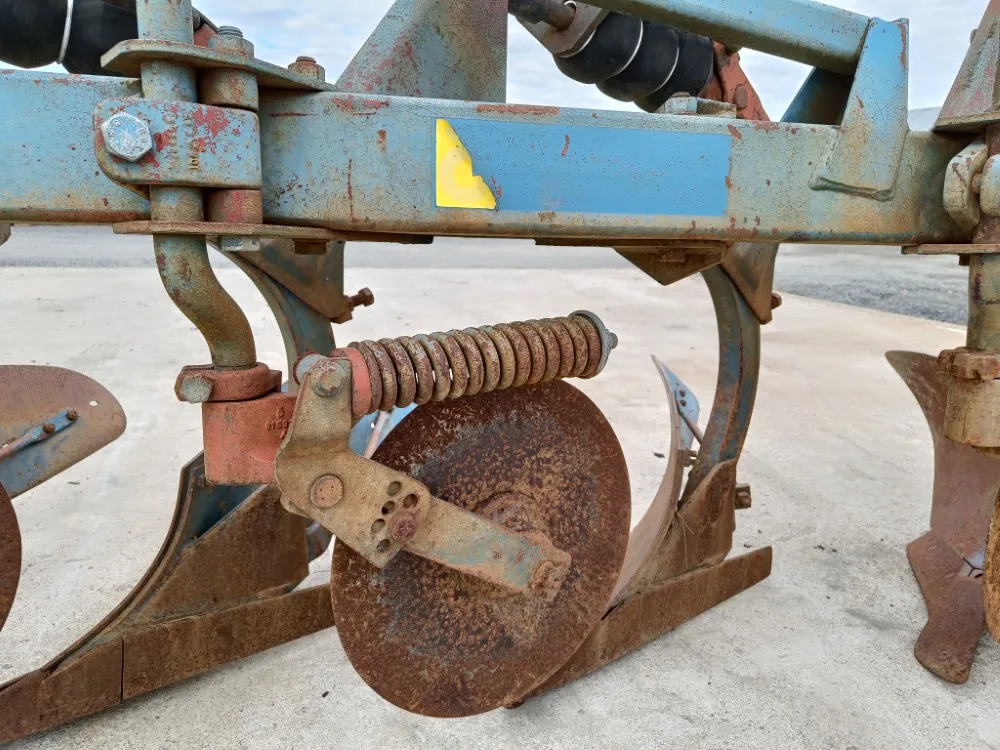 Överum CT487 4-siipinen sarka-aura / Täysautomaatti aura tukipyörällä