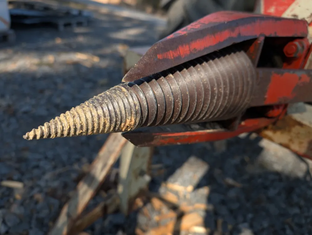 Halkaisukaira traktoriin / Katso video!