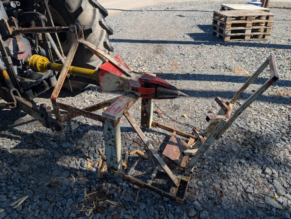 Halkaisukaira traktoriin / Katso video!