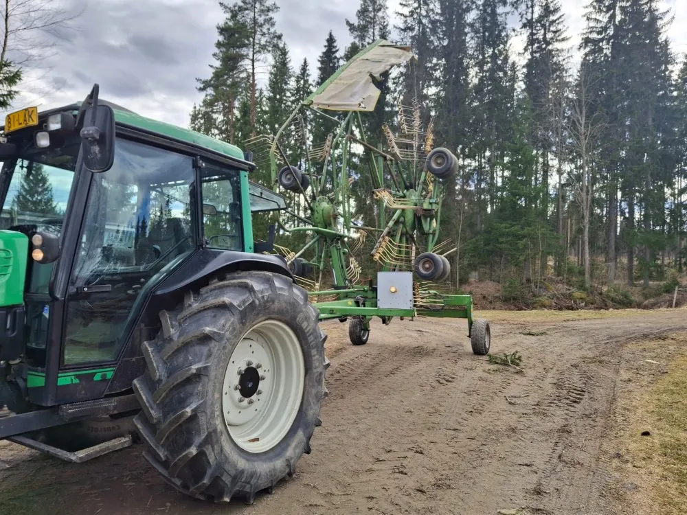 Krone 13.00 Duo II karhotin / Työleveys 680cm - Katso video!