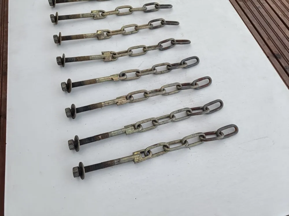 Paripyörien kiinnitysketjut 8 kpl / Pituus 450 mm