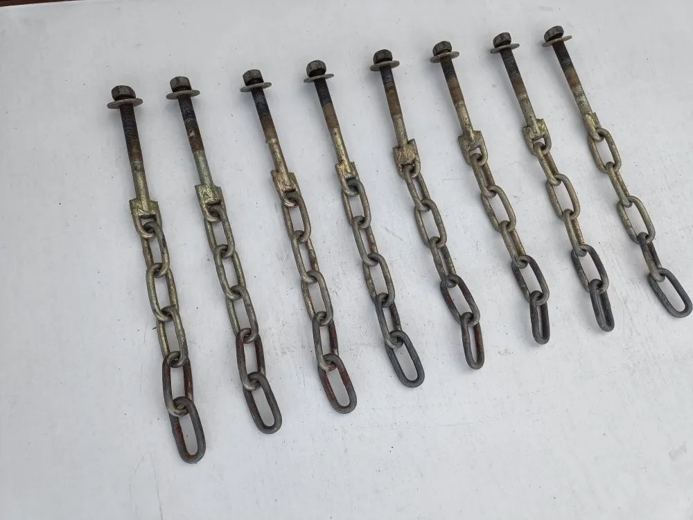 Paripyörien kiinnitysketjut 8 kpl / Pituus 450 mm