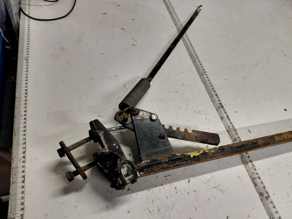 Simulta Junkkari kylvölannoittimen / kiekkovannas taka vasen