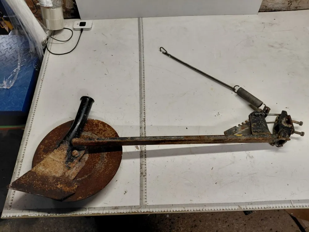 Simulta Junkkari kylvölannoittimen / kiekkovannas taka vasen