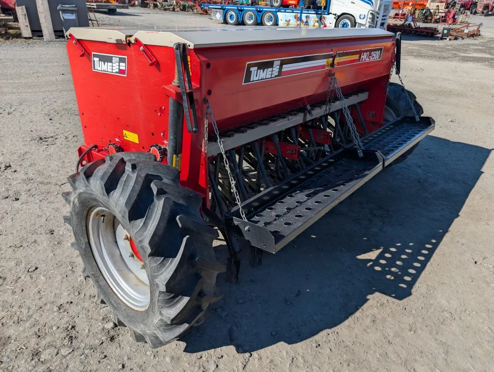 Tume HKL 2500 kylvölannoitin / Kevythinattava