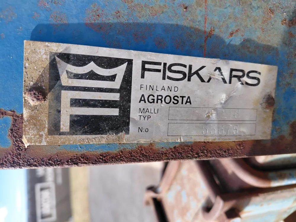 Fiskars Agrosta KHN216 sarka-aura / Puoliautomaatti kiekkoleikkureilla