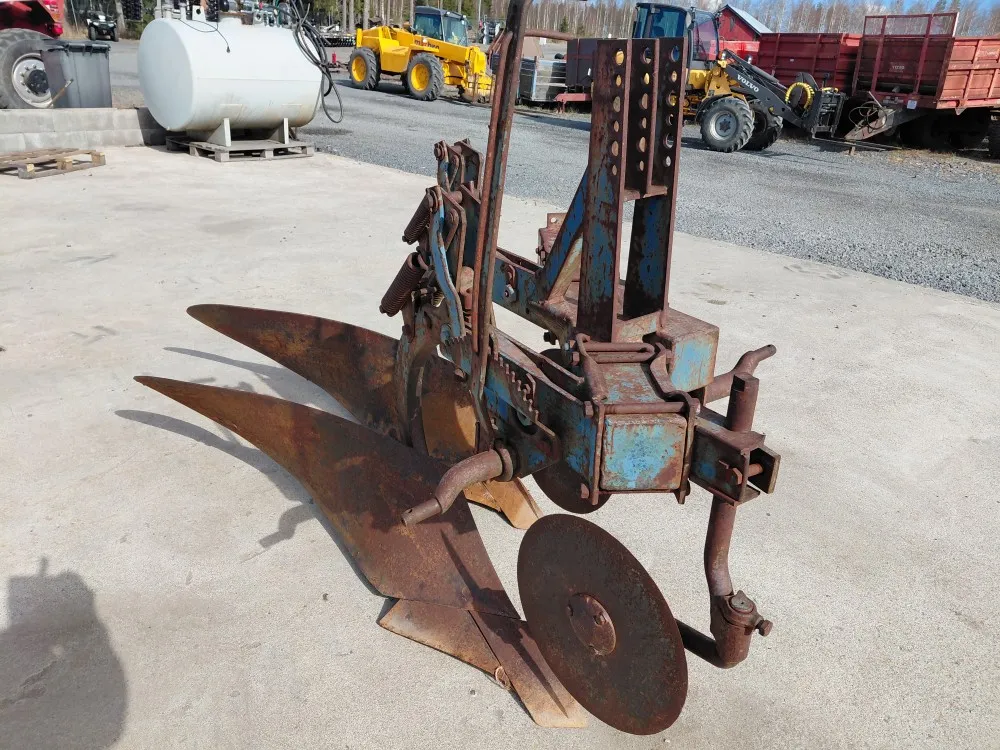 Fiskars Agrosta KHN216 sarka-aura / Puoliautomaatti kiekkoleikkureilla