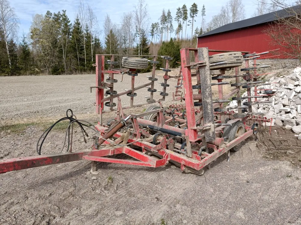 Väderstad NZ500 äes / Etulanalla ja jälkiharalla