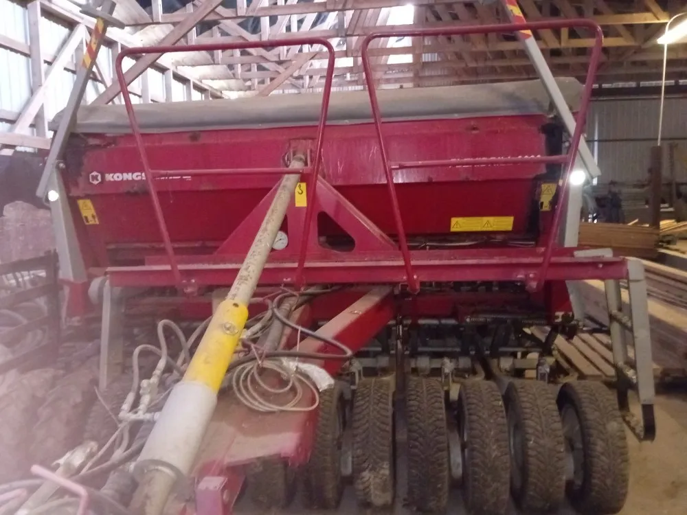 Kongskilde Flexidrill 300 cm täyskiekkokone / Laittoon tai varaosiksi