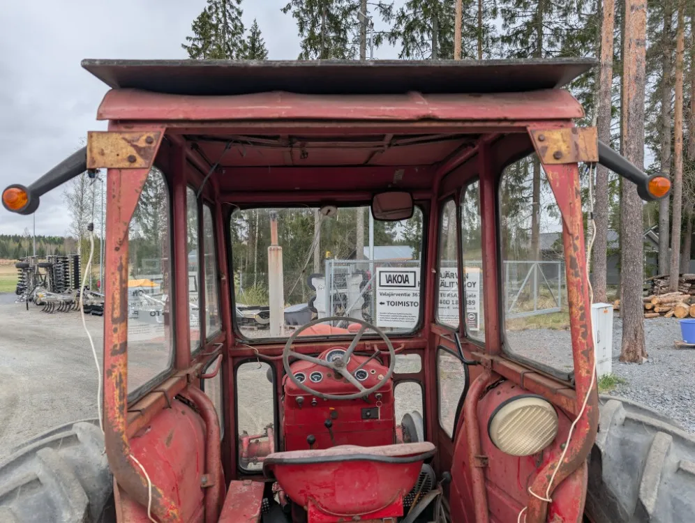 Volvo BM Buster 400, katso video! /