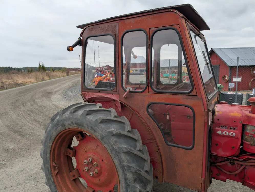 Volvo BM Buster 400, katso video! /