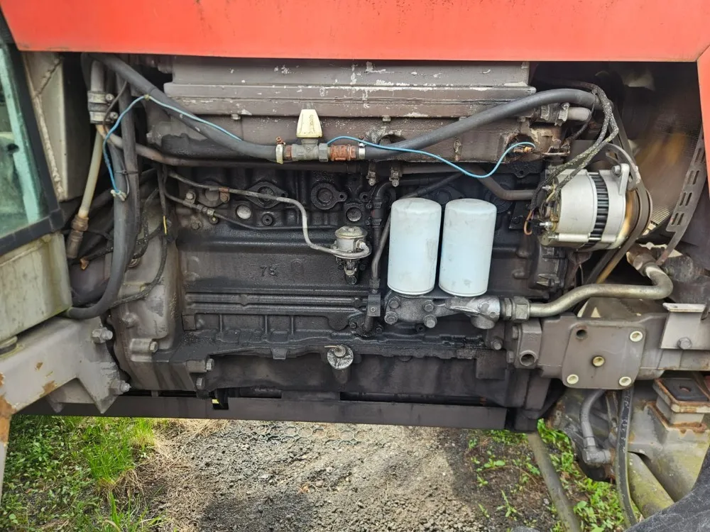 Massey Ferguson 2725 / Neliveto turbolla