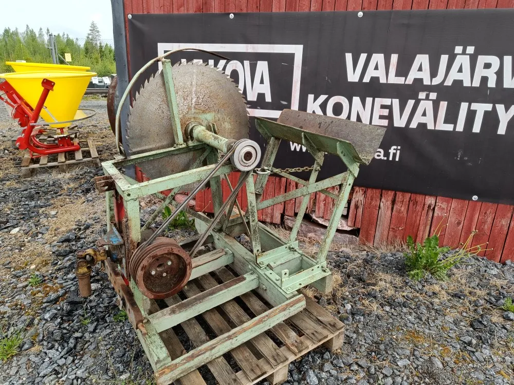 Klapisirkeli traktoriin 70cm pyöröterällä / Omavalmiste