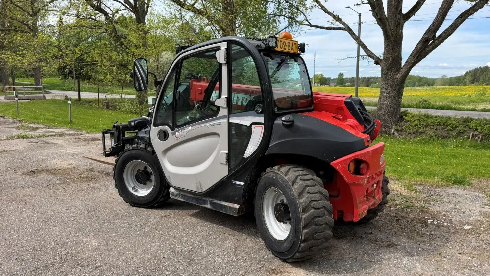 Manitou 420H kurottaja / Hienokuntoinen vähän ajettu kone