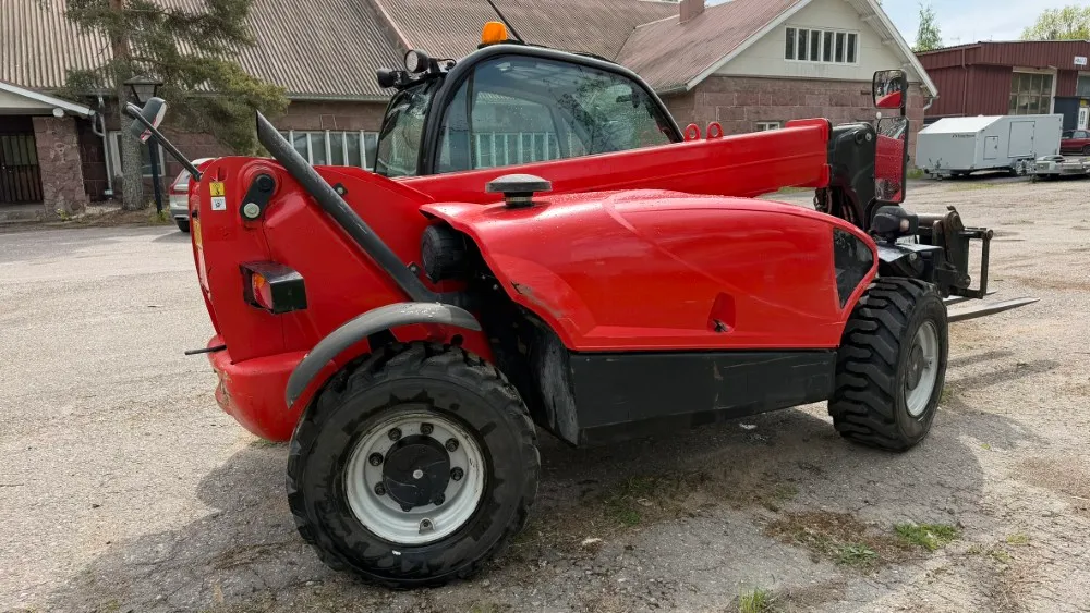 Manitou 625H kurottaja / Hienokuntoinen vähän ajettu kone