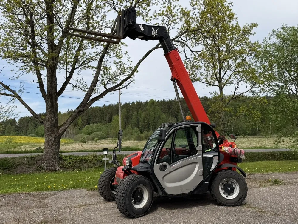 Manitou 625H kurottaja / Hienokuntoinen vähän ajettu kone