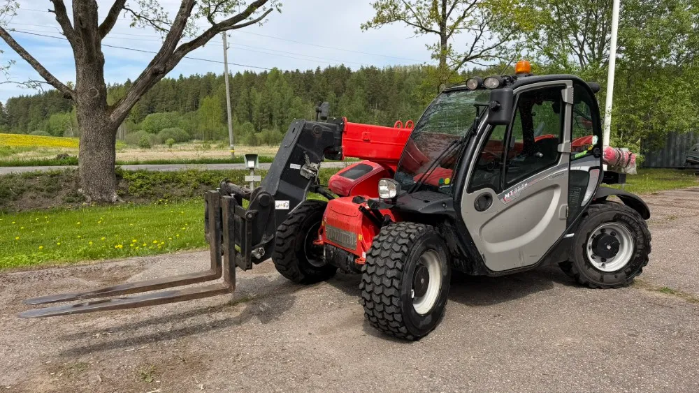 Manitou 625H kurottaja / Hienokuntoinen vähän ajettu kone
