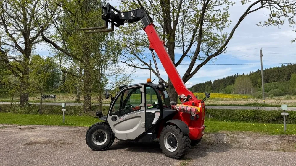 Manitou 625H kurottaja / Hienokuntoinen vähän ajettu kone