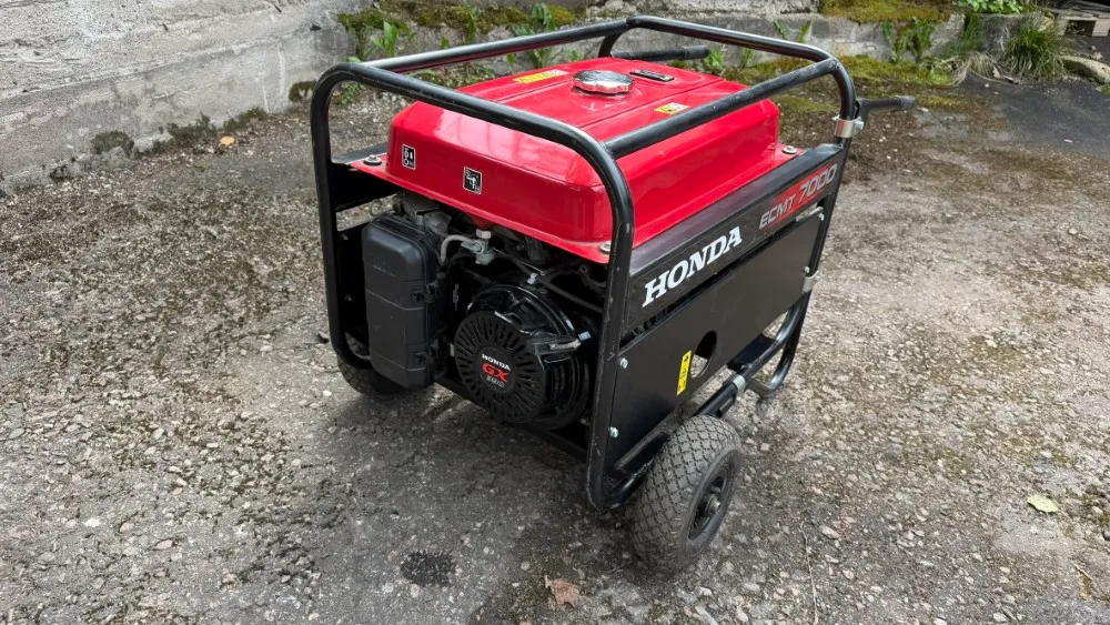 Honda ECMT 7000 agregaatti / Teho 6,5 kW