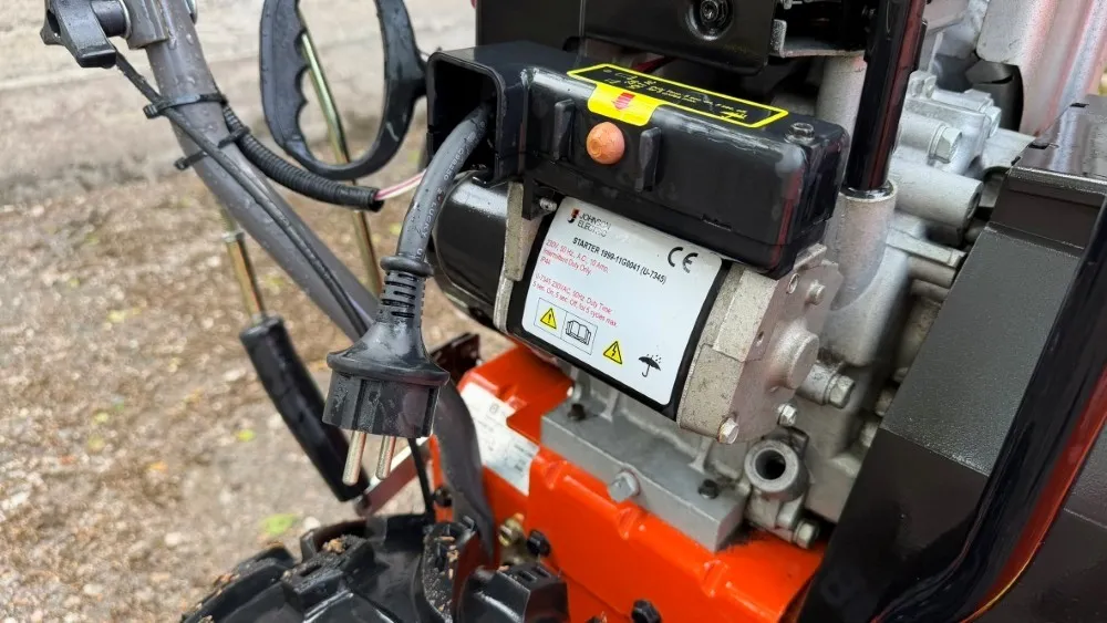 Lumilinko Husqvarna ST276EP /