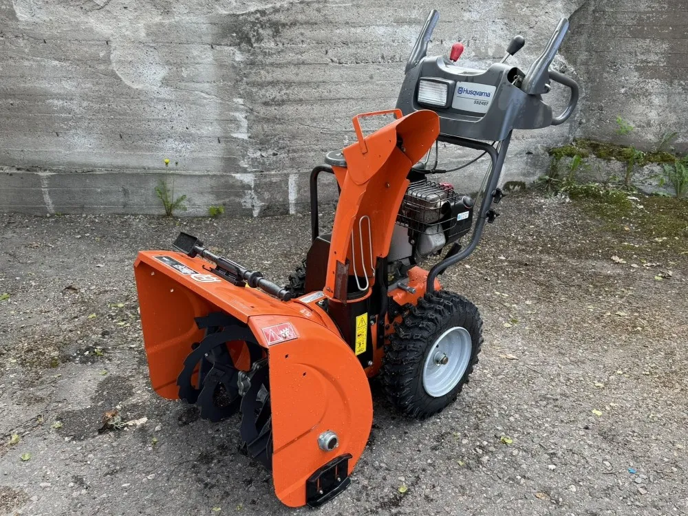 Lumilinko Husqvarna 5524ST /