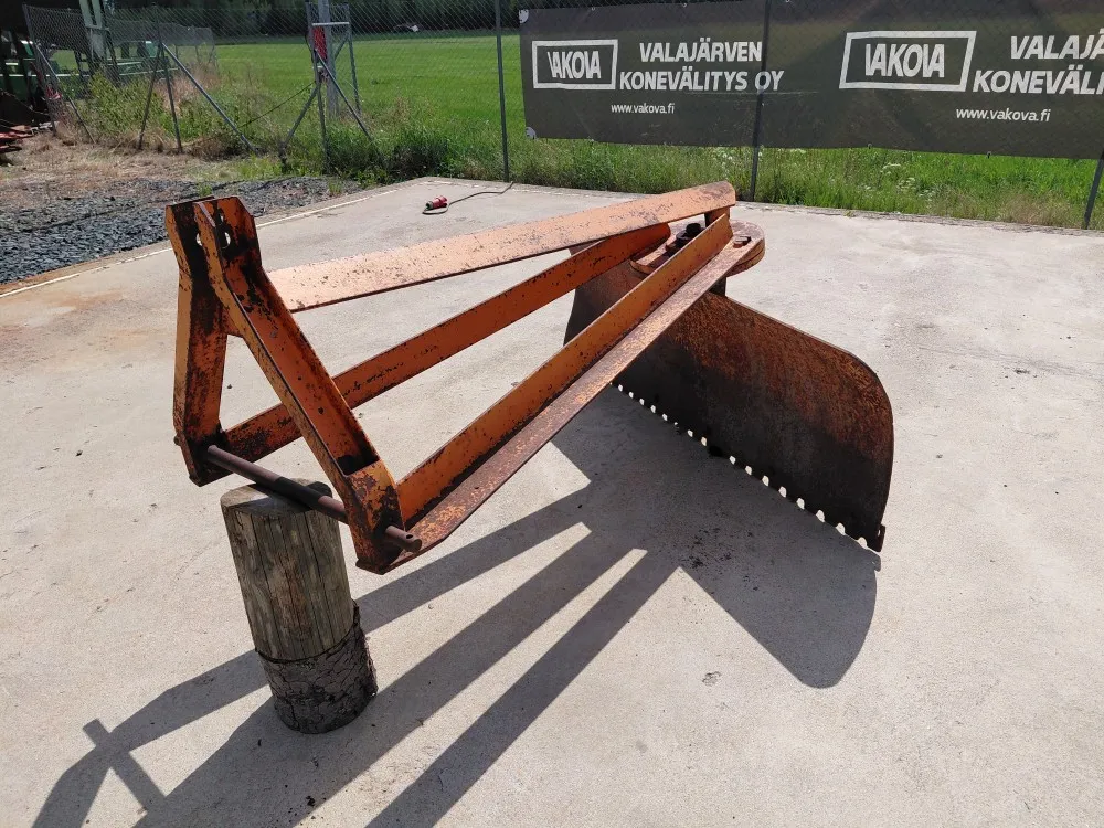 Maansiirtolevy 170cm traktoriin /