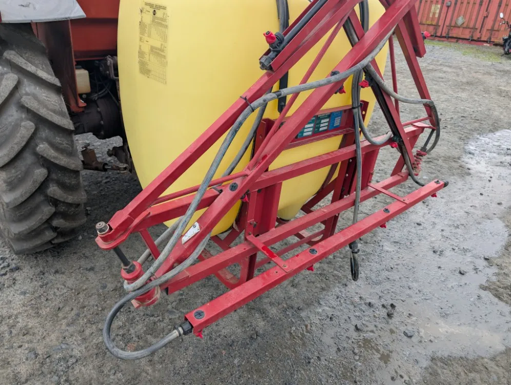 Hardi 1202 NK600 / säiliö 600L /työleveys 10m / Katsastettu 17.6.2026 / katso video!