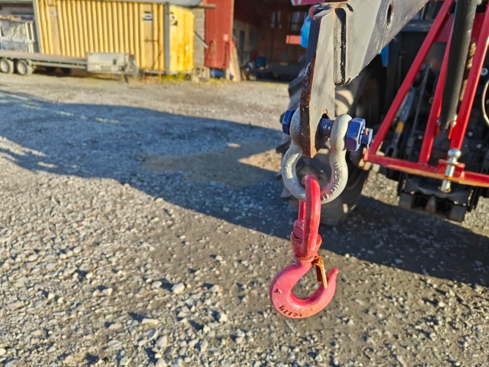 Remet Crane 250 hydraulinen nostin / Pieneen traktoriin, katso video!