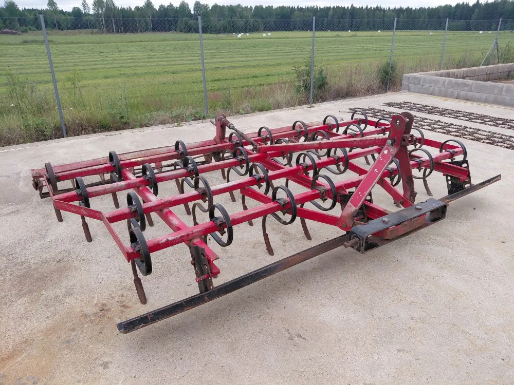 Patu 310cm äes / Etulanalla ja varpajyrillä