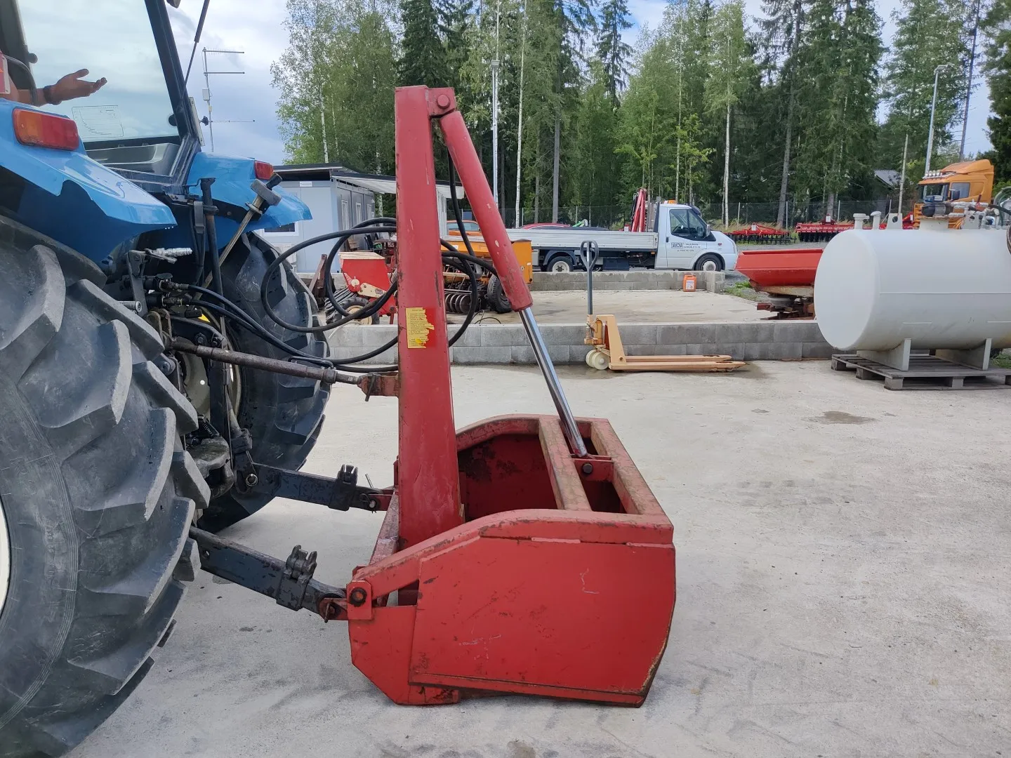 Varmo 400 rehuleikkuri / Katso video!