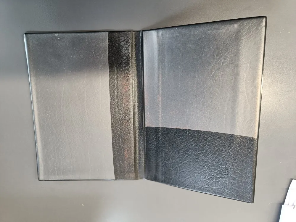 Massey Ferguson ohjekirjan kansio /