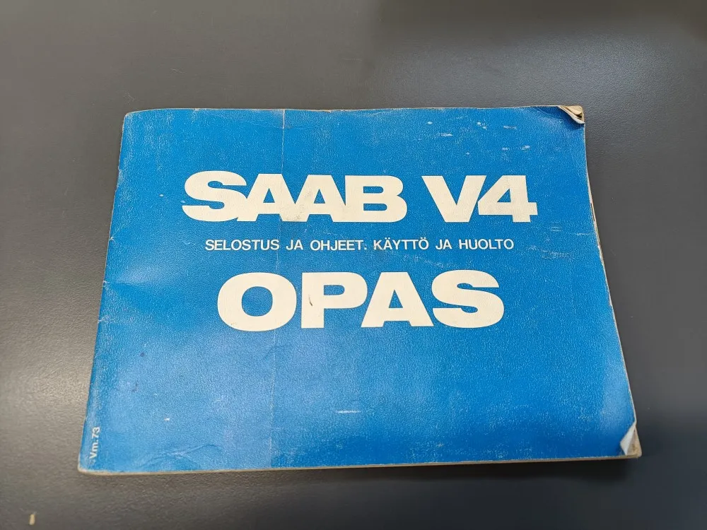 Saab V4 opas / Henkilöauton käyttö ja huolto- ohjekirja