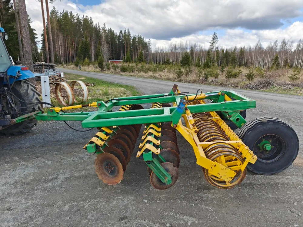 Teko 350cm lautasmuokkain / Hinattava T-kiekkopakkerilla